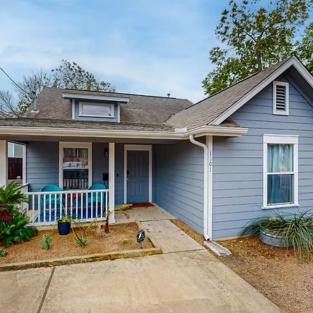 East Austin Hideaway Villa
